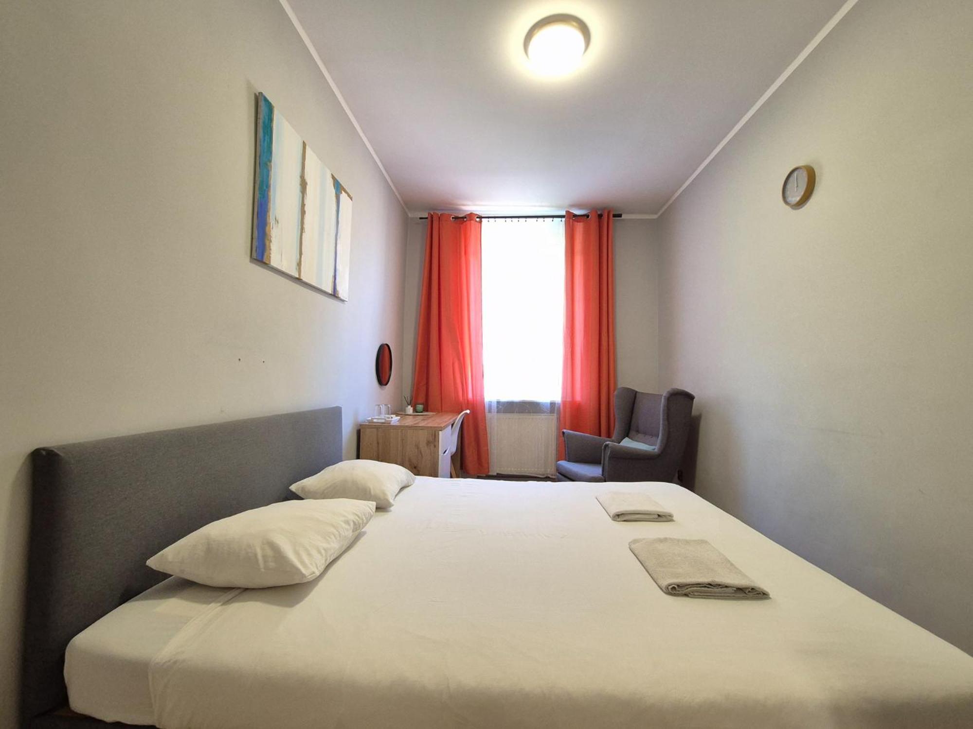 Pini Hostel - Przytulne Pokoje W Centrum Krakowa Exteriör bild