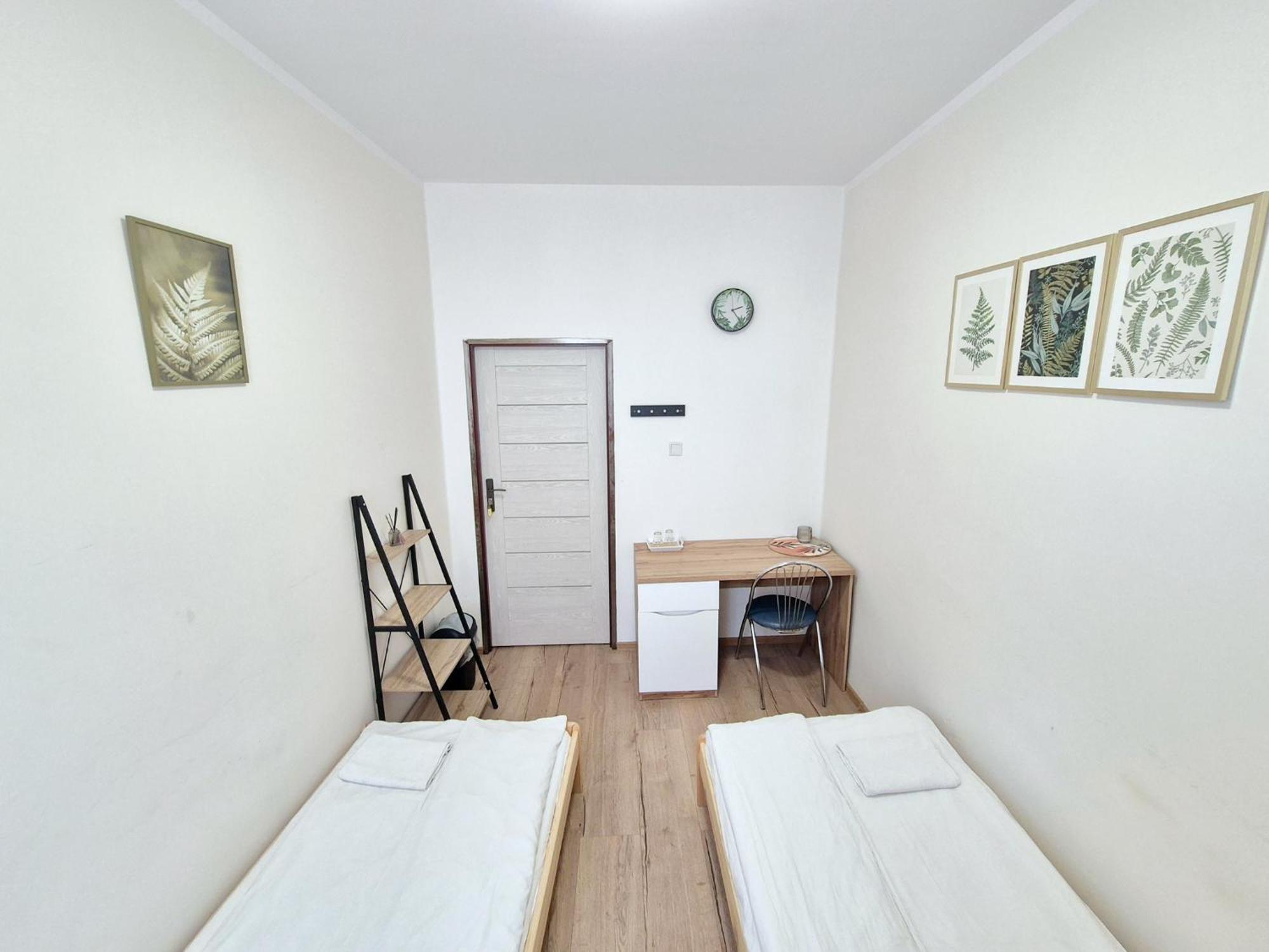 Pini Hostel - Przytulne Pokoje W Centrum Krakowa Exteriör bild